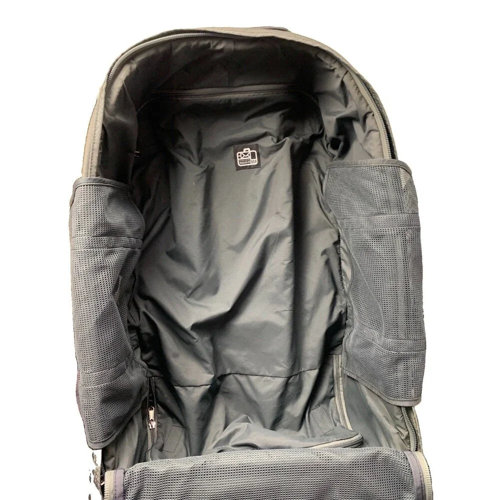 Eagle Creek Switchback Max ES 25” Rolling Suitcase Convertible Backpack Luggage